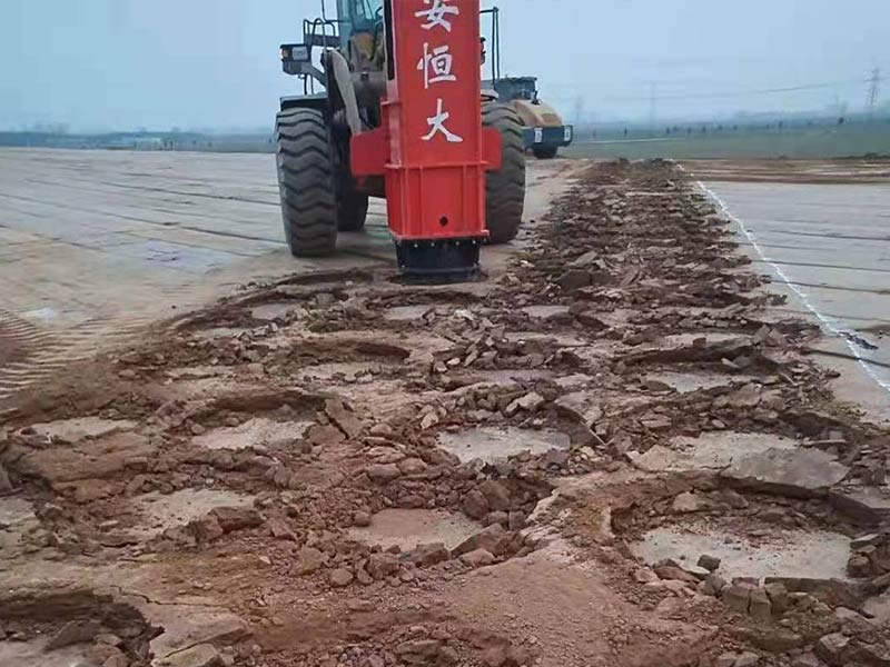 高速液壓夯實(shí)機(jī) 高速液壓夯實(shí)機(jī)